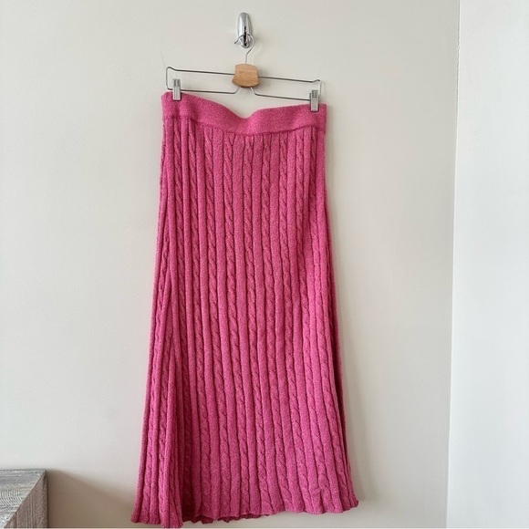 Anthropologie-Angeline Sweater Midi Skirt in Pink (Large) - Picture 3 of 11